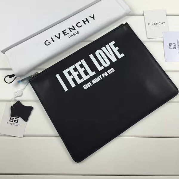 ジバンシィスーパーコピー GIVENCHY クラッチバッグ BK06072273003 I FEEL LOVE スターパッチ レザーポーチ