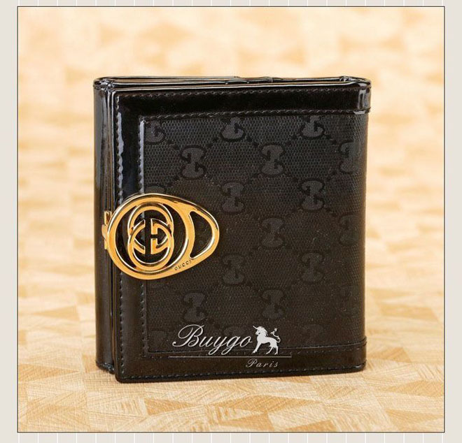 グッチ 財布 スーパーコピーGUCCI グッチ 財布 二つ折り財布 レディース サイフ ブラック(黒) GGキャンバス Wホック 224226