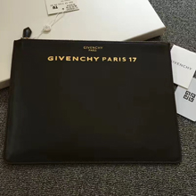 ジバンシィスーパーコピー GIVENCHY クラッチバッグ PARIS 17 レザー ロゴクラッチバッグBK06061565