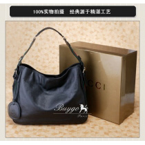 グッチ バッグ スーパーコピーグッチ 247597 A7MAG 1060 Gucci Herit...