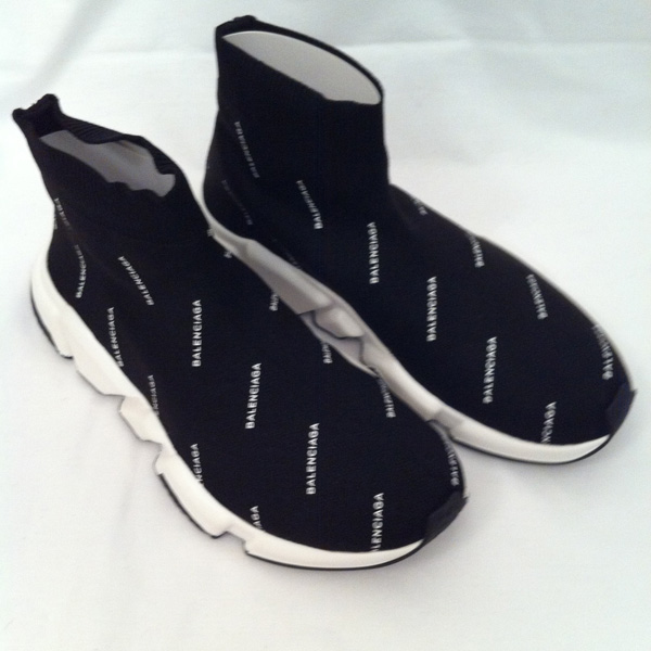 バレンシアガBALENCIAGA スニーカー 人気爆発balenciaga speed trainer All Over Logo スーパーコピー