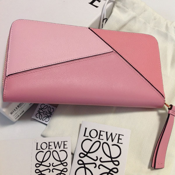 ロエベ パズル 財布 偽物LOEWE PUZZLEラウンドジップ長財布 ピンクpink