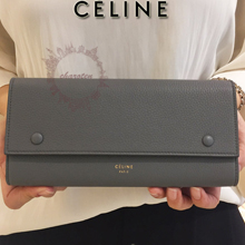 CELINE 裏地とのカラーコントラスが特徴のフラップ長財布 大人な配色 内側ブルーフラップＷ セリーヌコピー