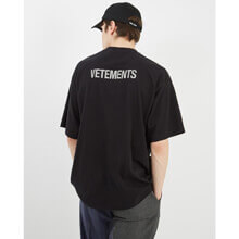 ヴェトモン tシャツ コピー 新作 VETEMENTS メンズ Tシャツ