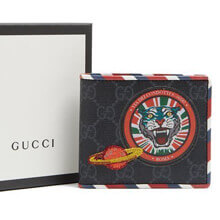 グッチ 財布 コピー GUCCI 財布 GG Supreme patches wallet アップリケ・パッチ・アップリケとストライプ・シームのコレクションが飾られています