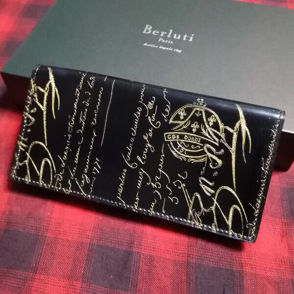 ベルルッティ財布 コピーBerluti 限定ゴールドパティーヌ希少品 ベルルッティ SANTAL