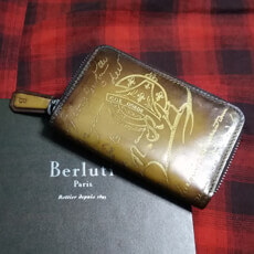 ベルルッティ財布 コピーBerluti スタンプ入りゴールドパティーヌ Berluti キーケース