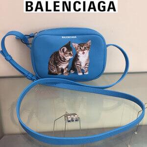 2019新作人気 BALENCIAGA バレンシアガスーパーコピー EVERYDAY カメラバッ...