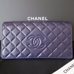 CHANELFAN必見 欲張り Flap wallet ネイビー キャビア カーフスキン クラッシックで上品