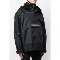 バレンシアガ パーカー コピー BALENCIAGA ロゴ アノラックパーカー