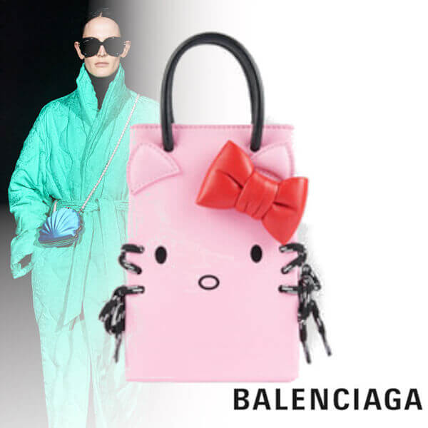 2020年人気新作 BALENCIAGA バレンシアガコピー Phone Holder Hello Kitty 電話ホルダー 6190431CBP310001