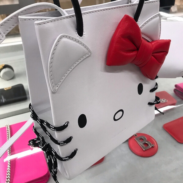 2020年人気新作超限定 バレンシアガコピー【BALENCIAGA&Hello Kittyコラボ】Shopping Tote XXS