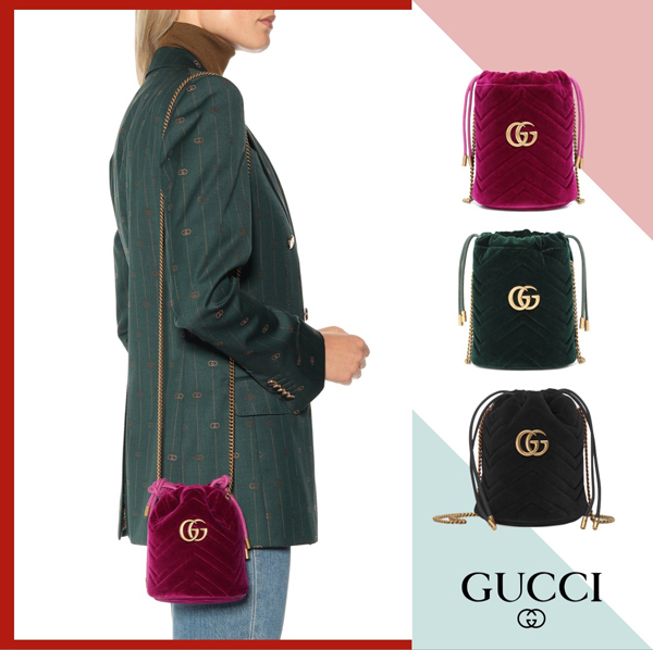 2020最新/限定 バケットに目が釘付け★グッチ偽物【GUCCI】GG Marmont Velvet Bucket Bag