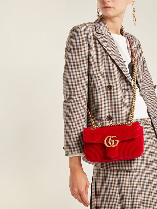 【2020新作限定大人気】グッチコピー GUCCI GGマーモント ベルベット ショルダーバッグ