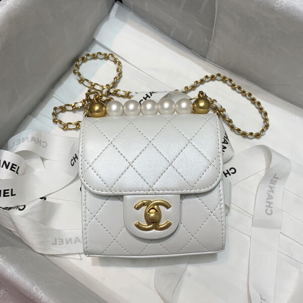 CHANEL スーパーコピーパールが超エレ女♡最新作♪チェーンクラッチ (503219542)