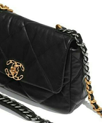 【新作】シャネル　ショルダーバッグ☆CHANEL コピー19 フラップバッグ 50897040