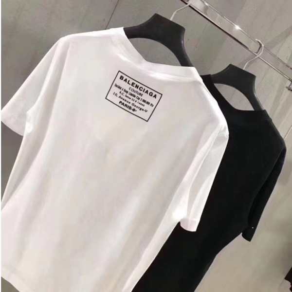 バレンシアガ tシャツ コピー 【BALENCIAGA】すぐ届く バックプリントが ポイント白黒 WH9000