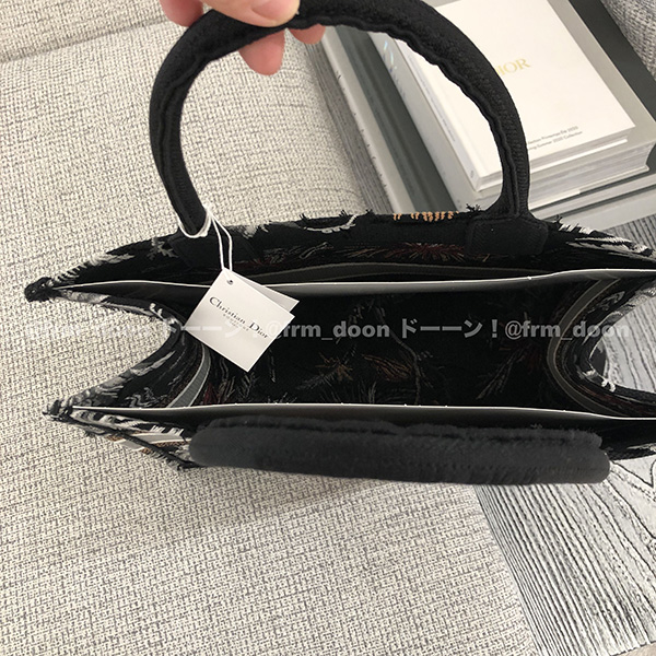 Dior ブックトート コピー 2020SS新作 DIOR BOOK TOTE S フラワー ブラック M1296ZWFC M911