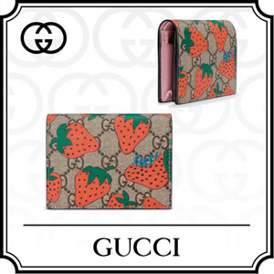 2020年人気新作 GUCCI グッチ イチゴ 偽物 グッチ 苺ストロベリープリント GGカードケース 573839 GZRAT 8483