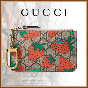 2020最新/限定★GUCCI /グッチストロベリー プリント キー＆コインケース 573841GZRAT8483