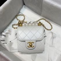 CHANEL スーパーコピーパールが超エレ女♡最新作♪チェーンクラッチ (503219542)