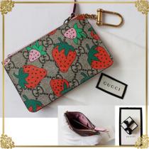 2020最新/限定★GUCCI /グッチストロベリー プリント キー＆コインケース 573841...