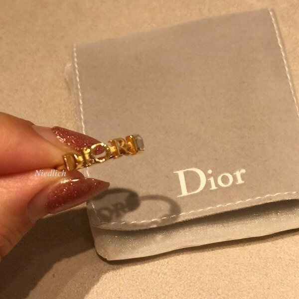 Dior リング  偽物 Dio(r)evolution”ギフトにも♪DIORロゴ*リング＊Gold  ◆Dior(ディオール)◆ DIO(R)EVOLUTION RING202001