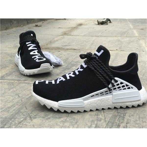 シャネル スニーカー スーパーコピー 新作 CHANEL×ADIDAS×PHARELL PW X CC HU NMD アディダス