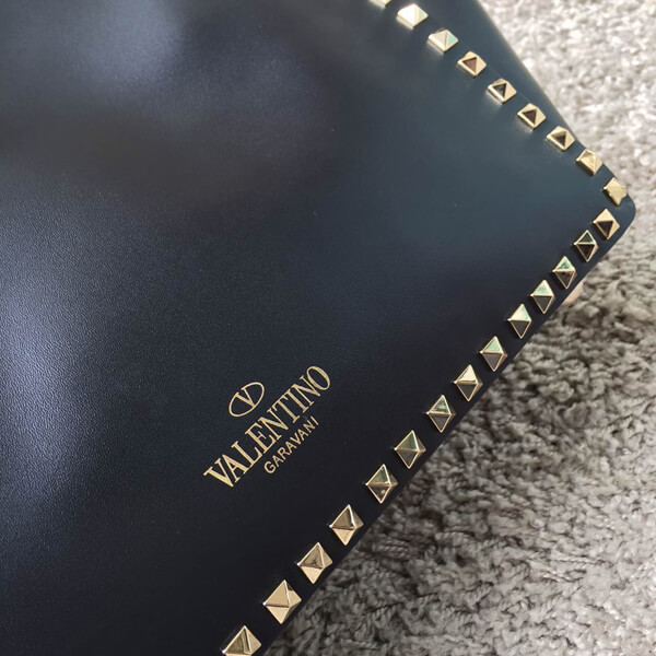 ヴァレンティノ トート バッグ コピー フリップロック クロージャー V230  IW9B1399NWB Valentino