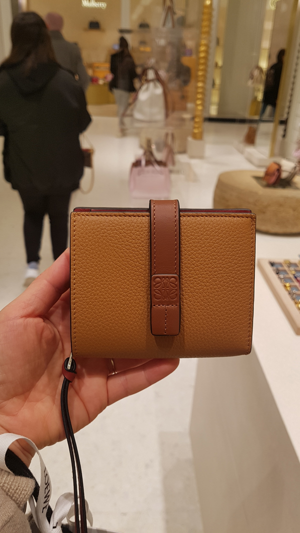 2020SSLOEWE ロエベ ミニ財布 偽物 コンパクト ジップ ウォレット COMPACT ZIP WALLET 124.12.Z442