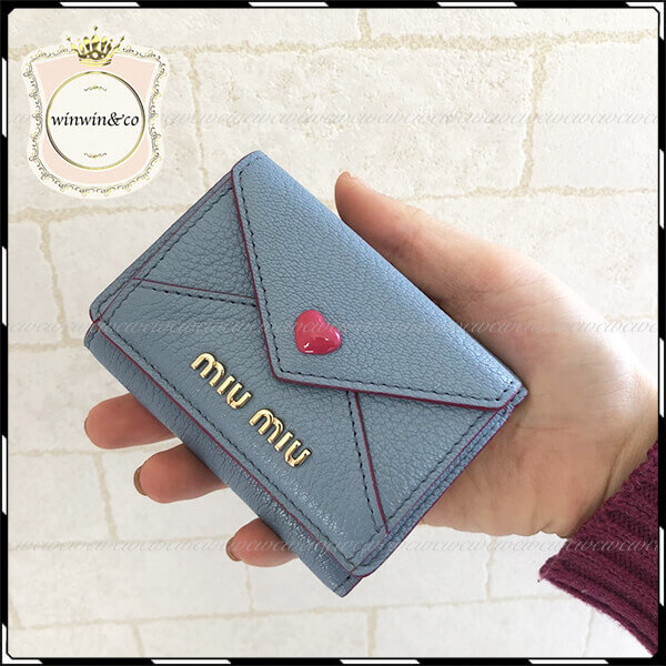 miumiu 財布 コピー ミュウミュウ ラブレター 財布 ハートレター三つ折りミニウォレット 5MH021_2BC3_F0637