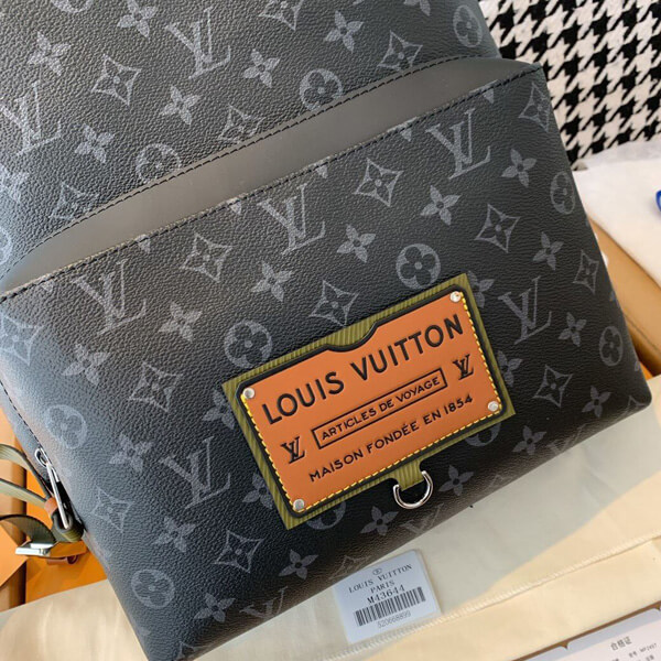 ルイヴィトン リュック メンズ コピー DISCOVERY バックパック Louis Vuitton ロゴが光る☆最新/限定 M45218