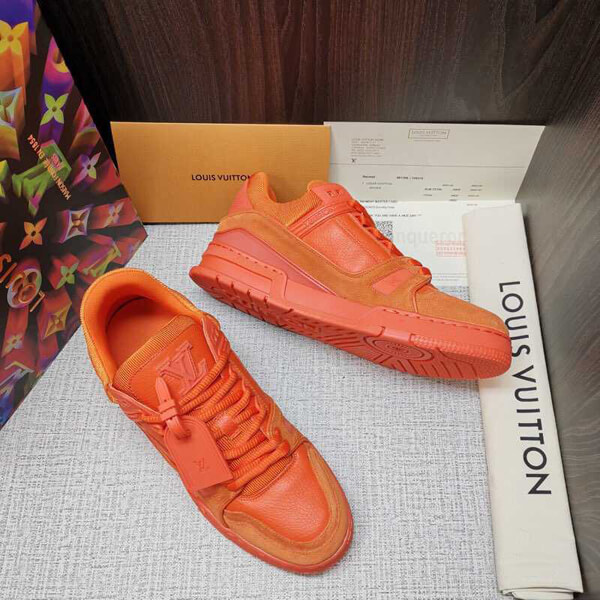 ルイヴィトン スニーカー コピー ヴァージルアブロー Trainers Orange Virgil Abloh シカゴ現代美術館