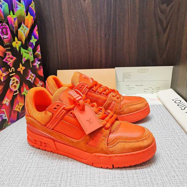 ルイヴィトン スニーカー コピー ヴァージルアブロー Trainers Orange Virgil Abloh シカゴ現代美術館