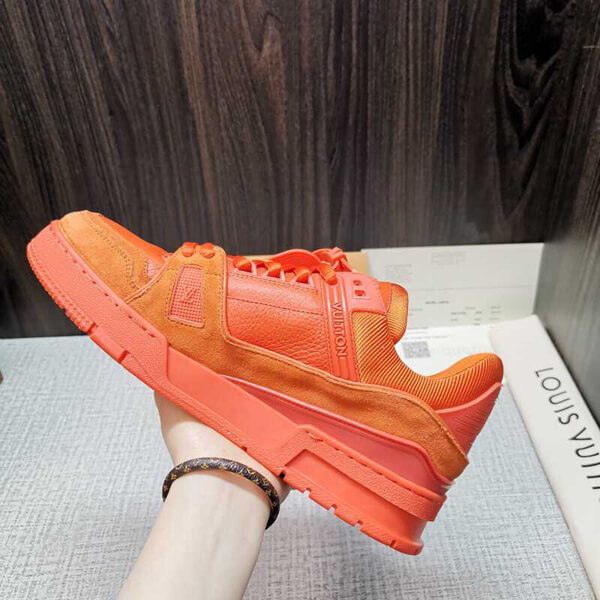 ルイヴィトン スニーカー コピー ヴァージルアブロー Trainers Orange Virgil Abloh シカゴ現代美術館