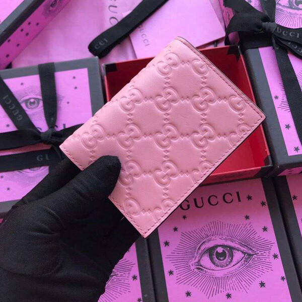 グッチ さくらんぼ 財布 偽物 チェリー GUCCI ミニ財布いちご シグネチャー カードケース