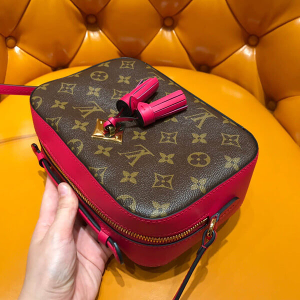 ルイヴィトン ショルダーバッグ スーパーコピー vuitton カーフレザー サントンジュ M43557