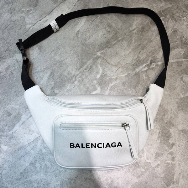  バレンシアガ ウエストポーチ スーパーコピー BALENCIAGA ベルトバッグ Everyday leather