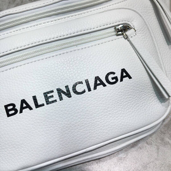  バレンシアガ ウエストポーチ スーパーコピー BALENCIAGA ベルトバッグ Everyday leather