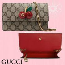 【20SS新作】GUCCI グッチ  コピーグッチ いちご コピー チェリー GGスプリーム キャンバス ミニバッグ 481291 K9GXT 8694