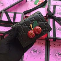 グッチ さくらんぼ 財布 偽物 GUCCI ミニ財布 チェリー 付き