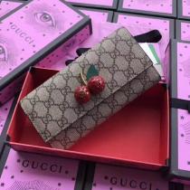 グッチ gucci  さくらんぼ 財布 コピー チェリー付き GG いちご スプリーム*コンチネ...