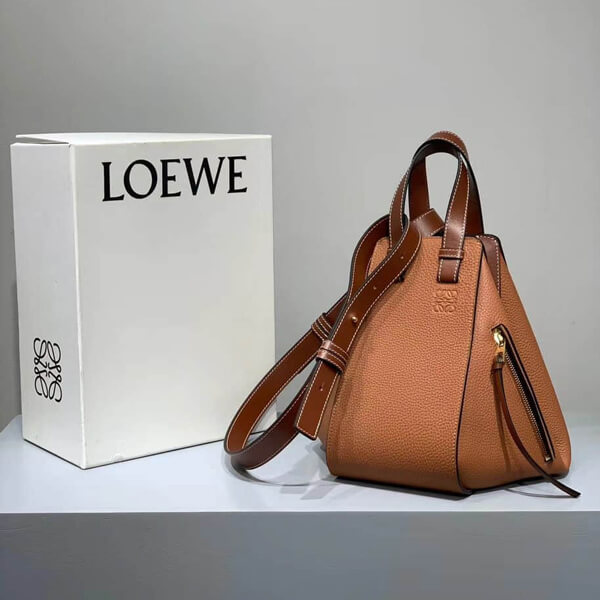 ロエベ スーパーコピー ブローチLoewe ラピスタル 偽物 Small Bag ハンモック タン 387.30.S35