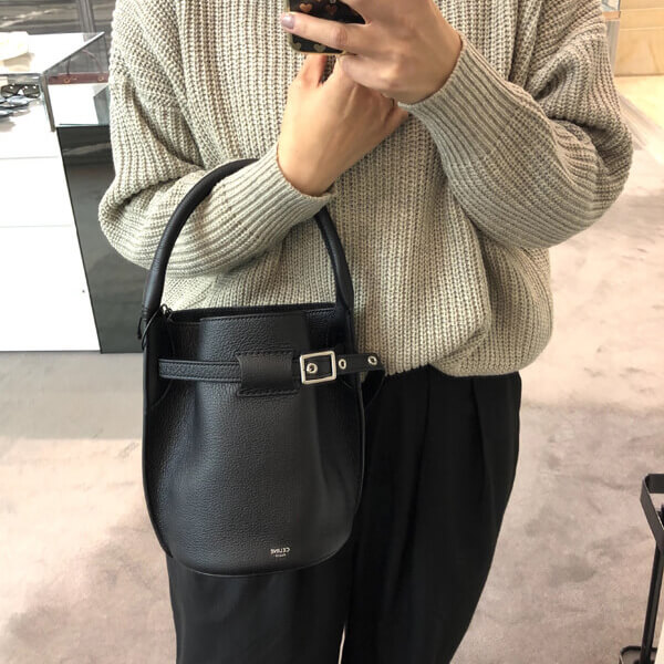 セリーヌ ビッグバッグ タン 偽物 CELINE バケット ナノ BIG BAG BUCKET NANO BLACK187243A4U.38NO