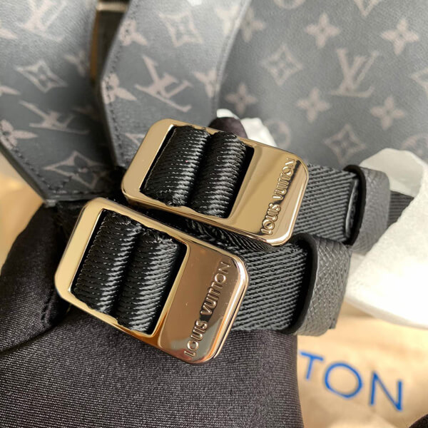 ルイヴィトン リュック コピー Vuitton アウトドア バックパック M30417 ブラック	