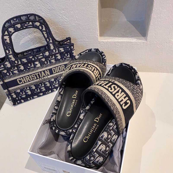 ディオール サンダル コピー 日本未入荷 Dior レディースミュール DWAY SLIDE