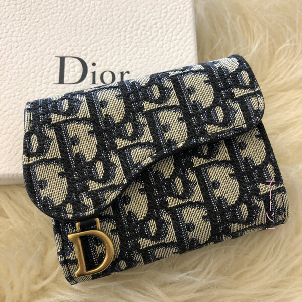 ディオール 財布 コピー Dior Saddle 三つ折りウォレット ブルー  S5621CTZQ_M928