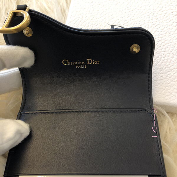 ディオール 財布 コピー Dior Saddle 三つ折りウォレット ブルー  S5621CTZQ_M928