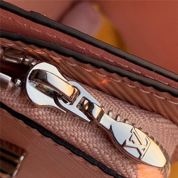 ルイヴィトン 財布 コピー vuitton 財布 新作 2020 ポルトフォイユ・ツイスト コンパクト M63323