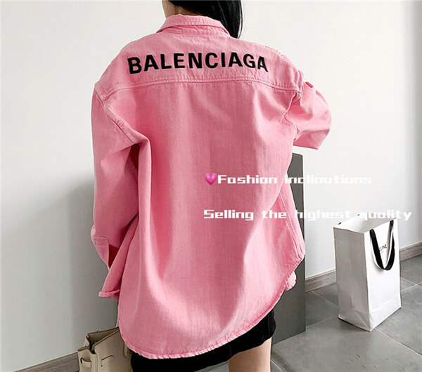 バレンシアガ 偽物 トンシャツ Balenciaga トーンオントーンのマザーオブパールボタン